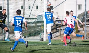 Felix Pettersson i träningsmatch mot norska KVIK Halden. FOTO: Tomas Sandström